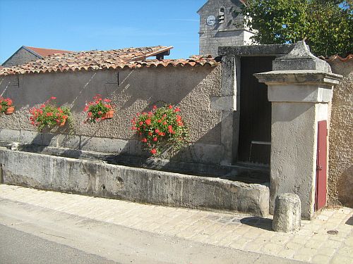 une fontaine de Frémeréville-sous-les-Côtes